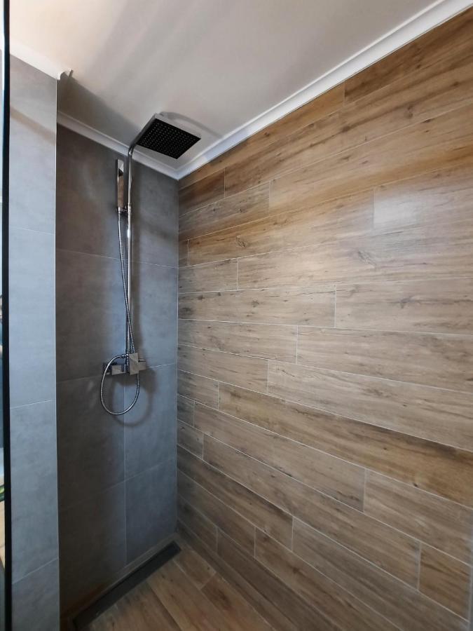 Apartment Pleasure Lux Novi Sad Exterior foto